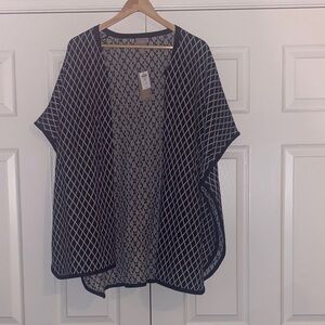 Chico's Navy and Cream Geometric Poncho